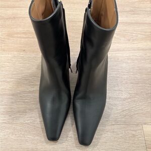 Flattered Sleek Black Leather Ankle Boots